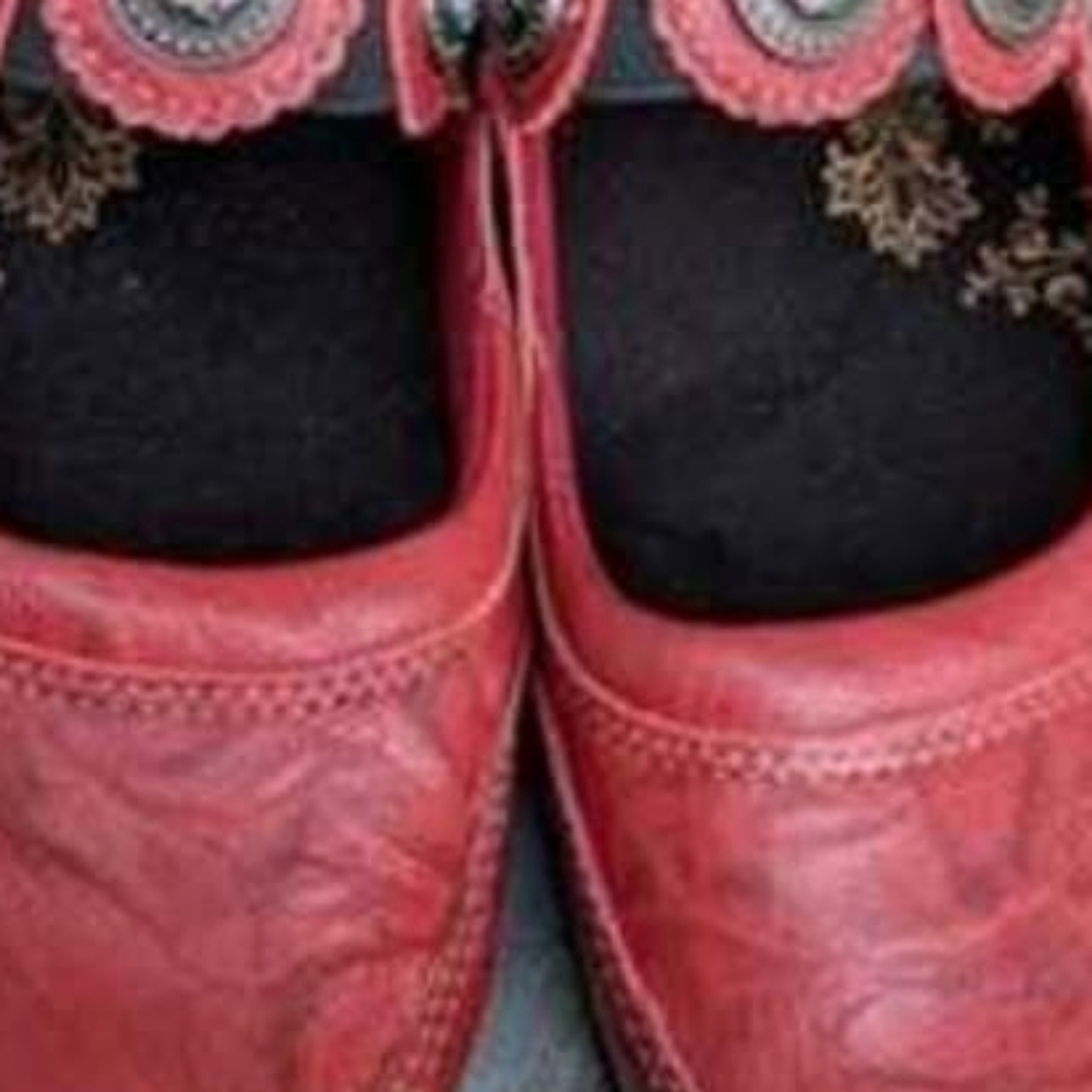 TAOS Leather Red Black Mary Jane Slip On Walk Skirt Casual Loafer Shoe Women 7 - Picture 13 of 13